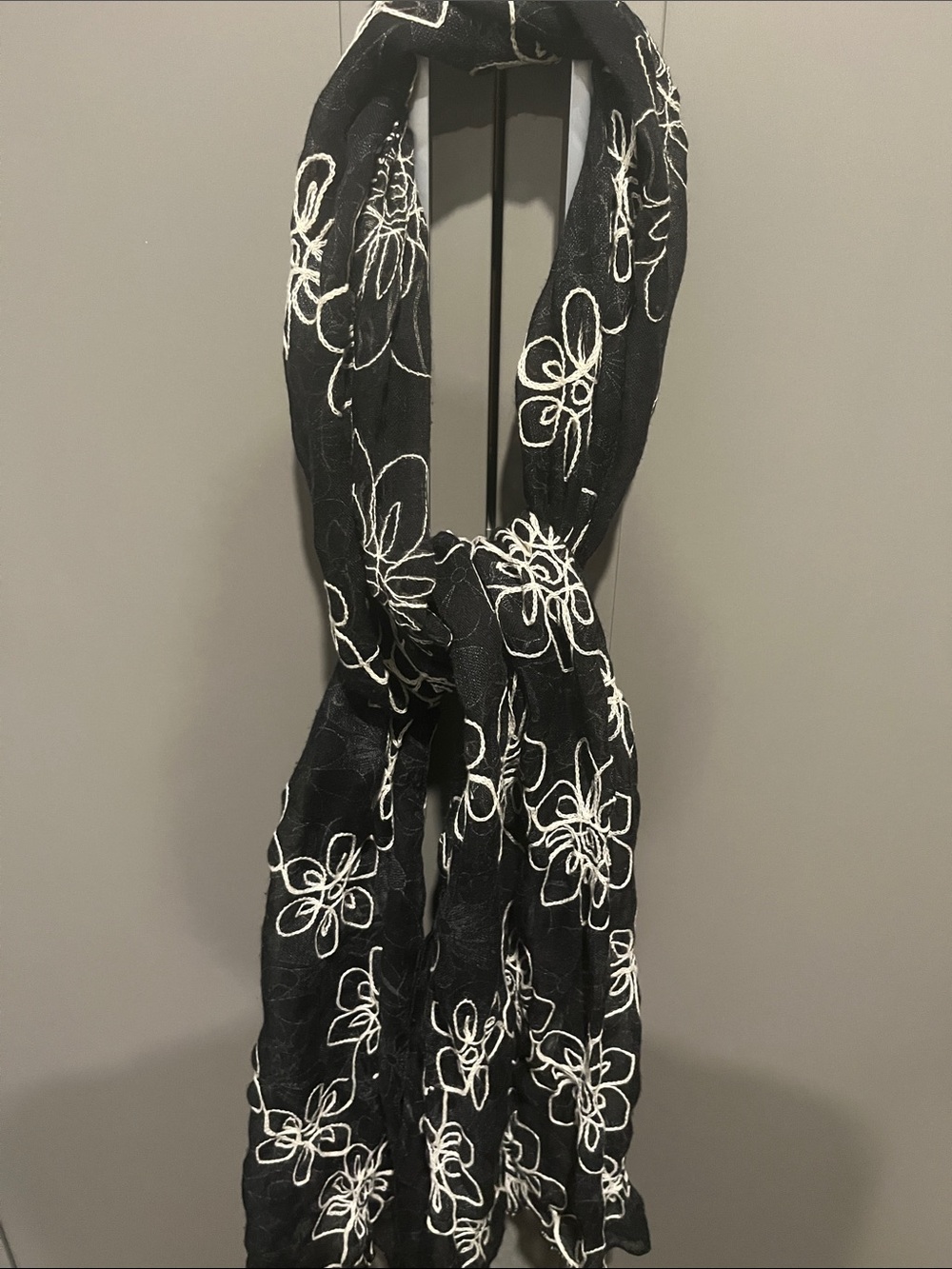 Black & White Floral Embroidered Scarf - Women's Accessory